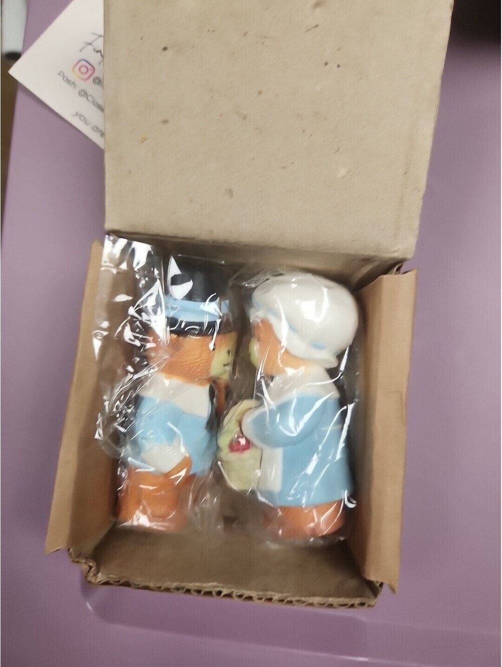 VTG Enesco Lucy And Me Set of Pilgrim Bears Salt and Pepper Shakers NIB!.